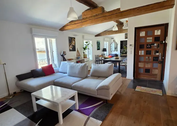 Appartement De Luxe à 100m Des Arènes *